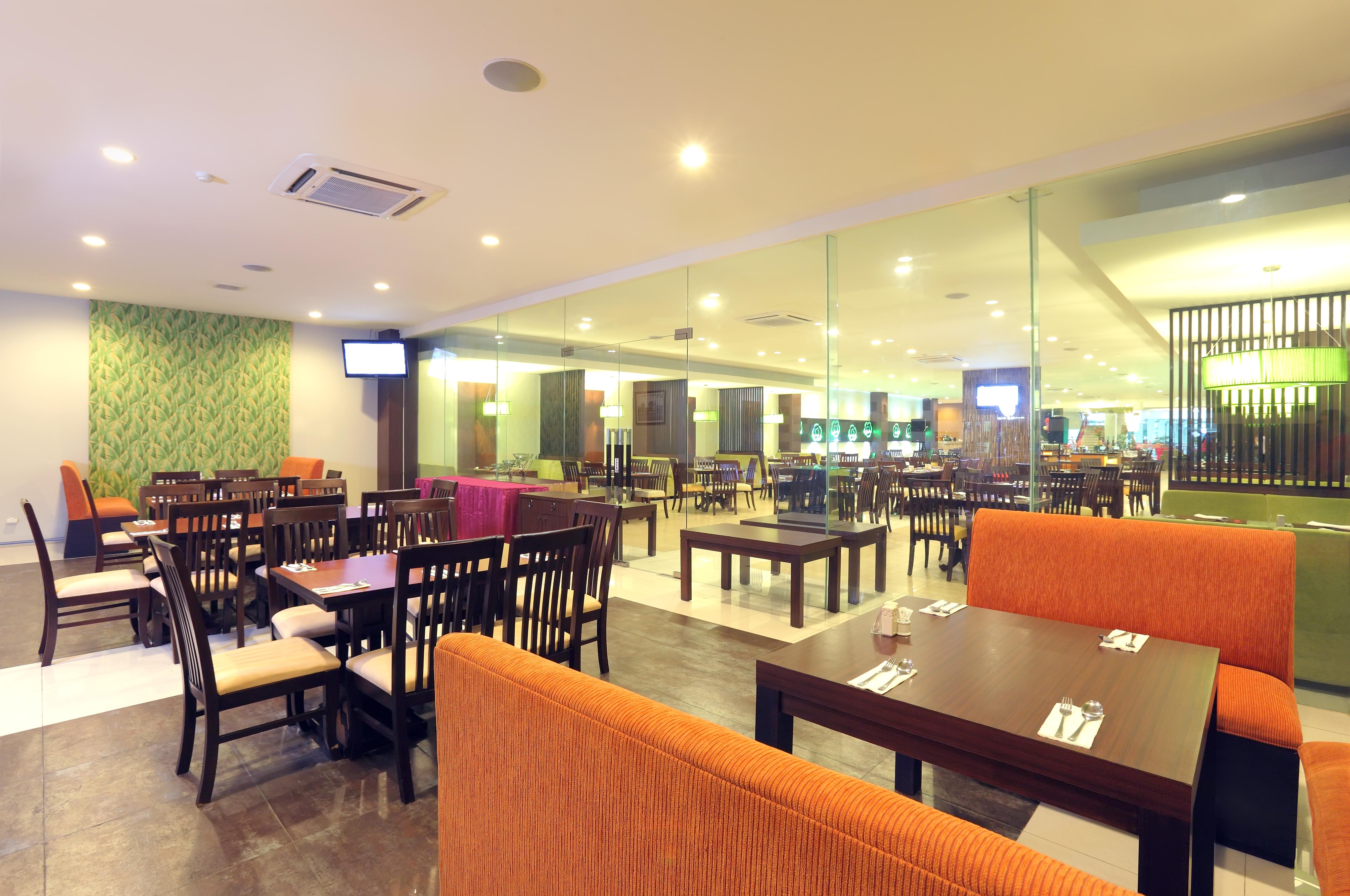 Lombok Plaza Hotel And Convention Ματαράμ Εξωτερικό φωτογραφία