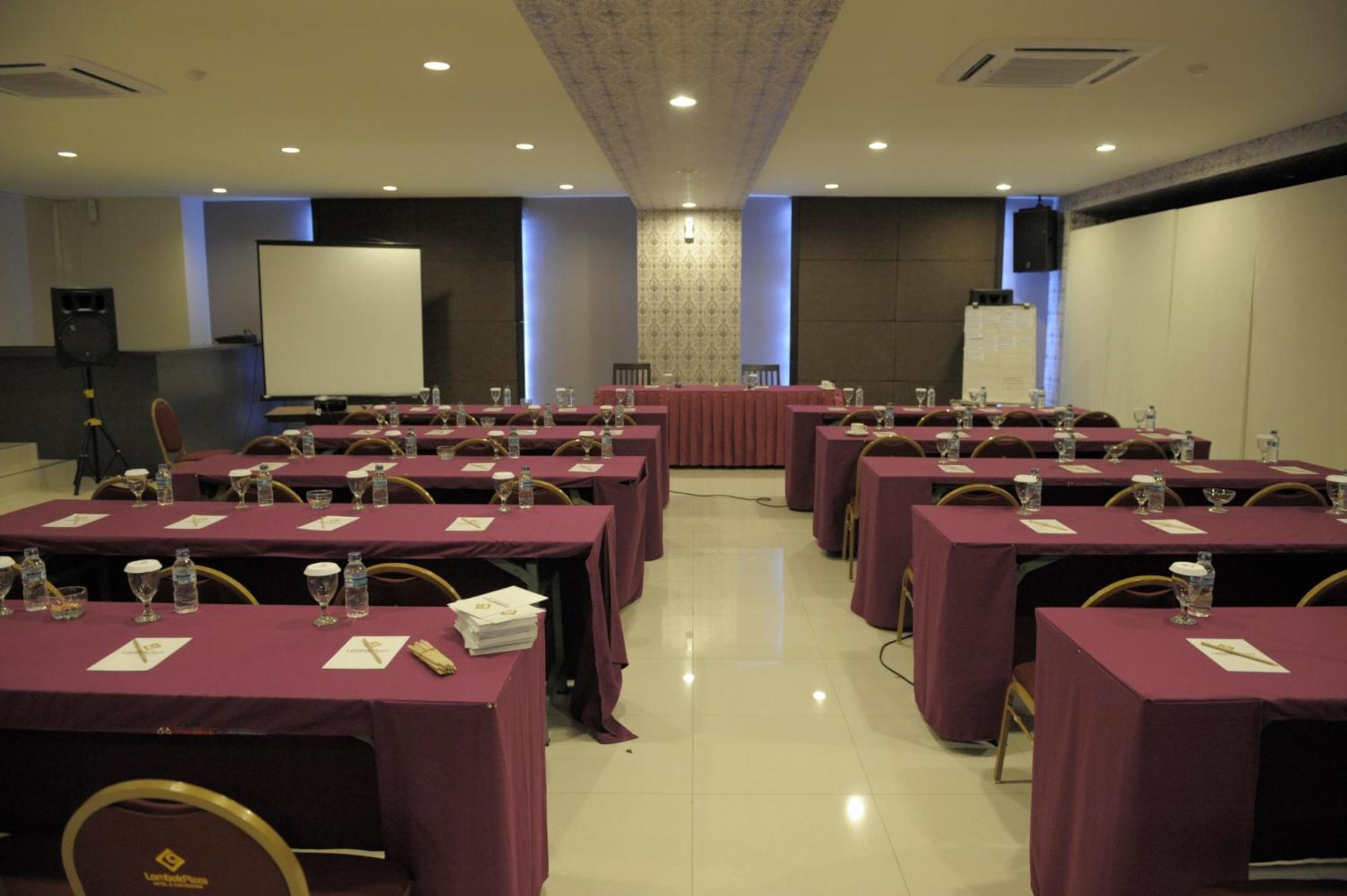 Lombok Plaza Hotel And Convention Ματαράμ Εξωτερικό φωτογραφία
