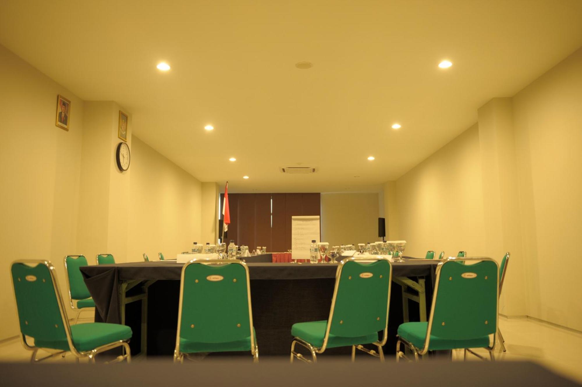Lombok Plaza Hotel And Convention Ματαράμ Εξωτερικό φωτογραφία