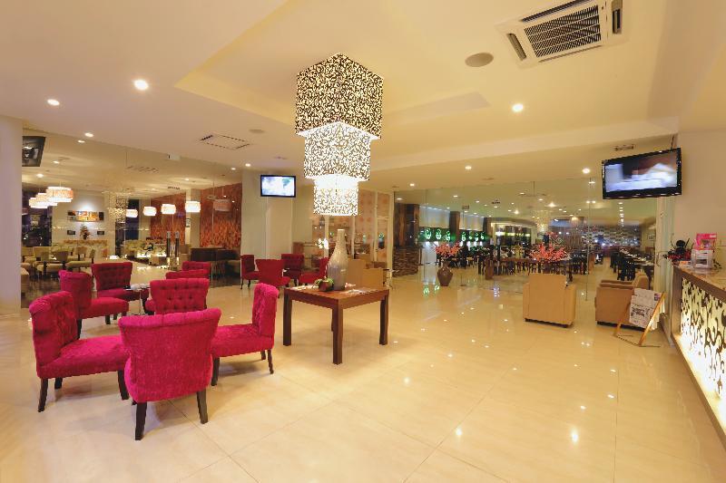 Lombok Plaza Hotel And Convention Ματαράμ Εξωτερικό φωτογραφία