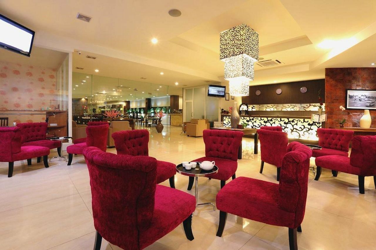 Lombok Plaza Hotel And Convention Ματαράμ Εξωτερικό φωτογραφία